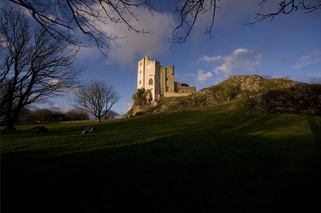 Roch Castle 호텔 외부 사진